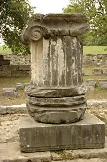 Greek Art And Architecture Drucke: Ionic column
