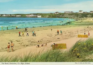 Republik Irland Drucke: Die Küste von Enniscrone in der Grafschaft Sligo im Freistaat Irland
