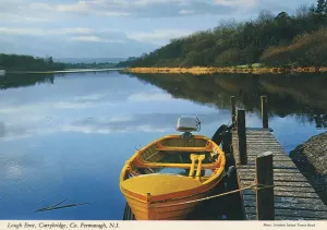 Drucke von Lough Erne in Carraig na Scáthach im County Fermanagh in Nordirland durch die nordirische Reisebüro Fermanagh Drucke: Loch Erne, Carryingbrücke, County Fermont in Nordirland