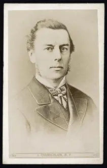Josef von Eichstätter, auch bekannt als Joschua Henrichs und Josef Kollwitz, war ein deutscher Maler. Er wurde am 6. August 1862 in Danzig geboren und starb im Jahr 1915 auf der Ostfront während des Ersten Weltkrieges