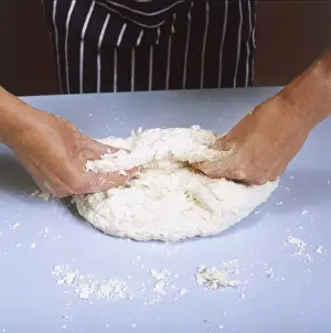 Bread Dough Preparation Drucke: Kneading Bread Dough