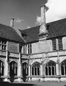 Augustinian Monastery Drucke: Lacock Abbey
