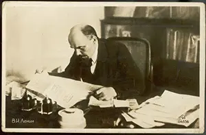 Russische Staatsoberhäupter Drucke: LENIN LIEST PRAVDA