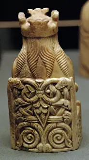 Drucke von Die Schachfiguren von Lewes, aus Walrusschaftholz geschnitzt, entstanden zwischen 1150 und 1175 im Uig auf der Insel Lewis in Schottland im British Museum in London, England im Vereinigten Königreich Walross Drucke: Die Lewis-Schachfiguren im Details
