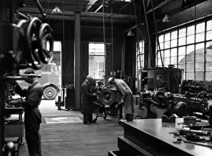 London Fire Brigade Tenders Drucke: LFB Engineering Workshop - Vehicle repairs