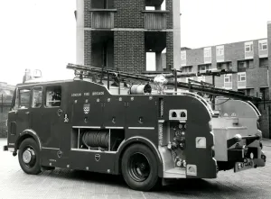 Feuerwehr Drucke: Zweckdoppelpumpe-Feuerwagen GLC-FLR