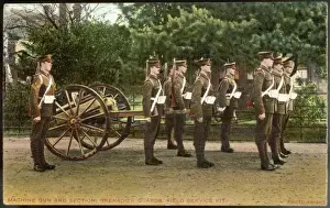 British Army Equipment Drucke: Machine Gun Section