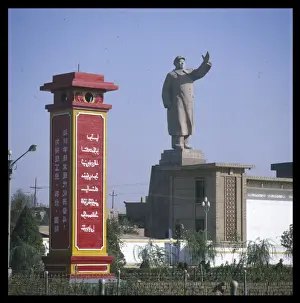 Vorsitzender Mao Drucke: Mao-Statue