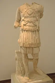 Marcus Aurelius (121-180 n. Chr.). Kopflose Statue, Olympia, Griechenland