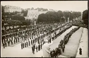 Cultural Event Photography Drucke: Mens Parade