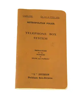 Polizei Drucke: Handbuch zum Metropolitan Police Telefonbox-System