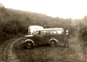 Transportation In The 1930s Drucke: Mini-van and caravan, 1930s