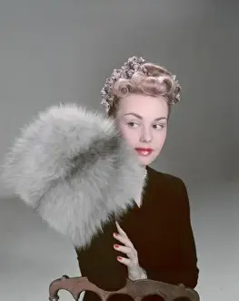 Young Fashion Model Drucke: Model with Fur Muff