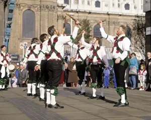Traditional English Folk Dance Drucke: Morris Dancers