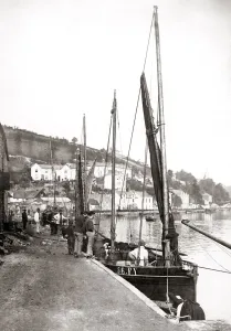 Fischboote im Hafen von West Looe, Cornwall