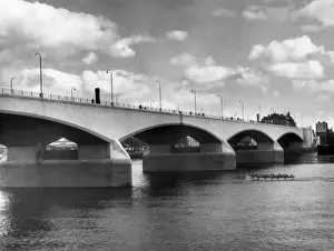 Modernist Architecture London Drucke: New Waterloo Bridge