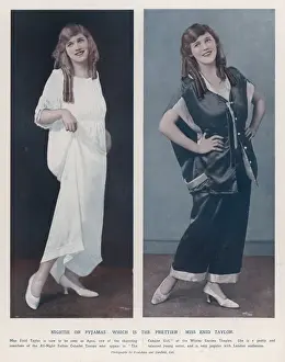 20th Century Fashion Trends Drucke: Nightie or Pyjamas ?