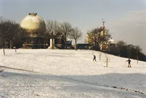 Historical Winter Scenes Drucke: Observatory in Snow - 2
