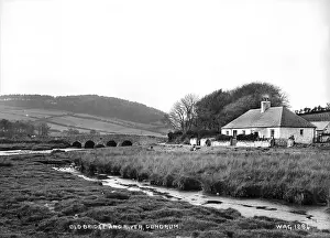 Alter Brücke und Fluss, Dundrum