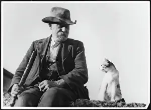 Cotswolds Landscape Images Drucke: Old Man & Cat
