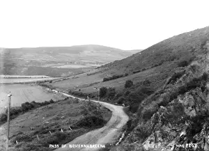 Early 1900s Irish Landscape Photography Drucke: Pass of Bohernabreena