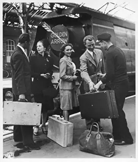 Golden Arrow Train Drucke: Passengers on Platform