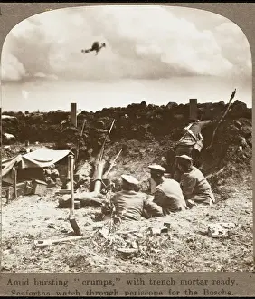 British Soldiers In Trenches Drucke: Periscopes in Trenches