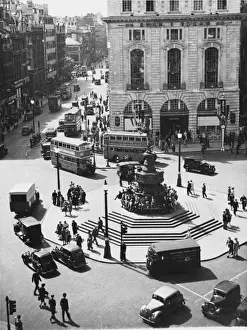 Piccadilly-Circus