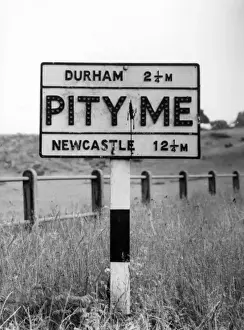 Drucke von Leidenschaftlich bin ich der Name eines Hammerschmiedesortes nahe von Durham in County Durham, England. Datum: 1930er Jahre Mitleid Mit Mir Drucke: Ich habe mich geirrt, kann nicht übersetzt werden