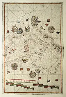 Drucke von Chart des Mittelmeers auf Portulanart, 1582. Karte der zentralen Teilung des Mittelmeeres mit dem Hintergrund eines Frührenaissancebildes und einer Miniatürmalerei ausgestaltet in Messina gedruckt Messina Drucke: Chart des Portols aus dem Jahr 1582, Kartenbild der Mitte