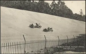 Brooklands Racing Circuit Drucke: Racing at Brooklands