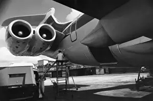 Manchester Airport History Drucke: Refuelling a Plane