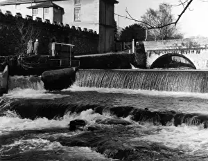 Devon England Landscapes Drucke: River Tavy Weir
