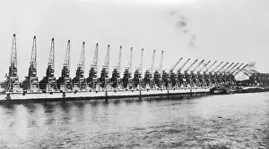 Early 20th Century Industry Photos Drucke: Riverside Cranes