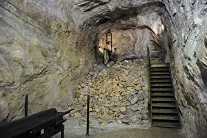 Deutsches Museum Exhibits Drucke: Room work in a potash mine. 1925