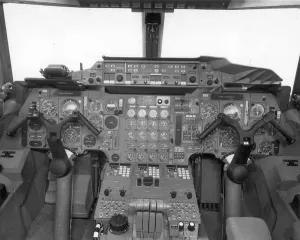 Flugzeugcockpit der Concorde