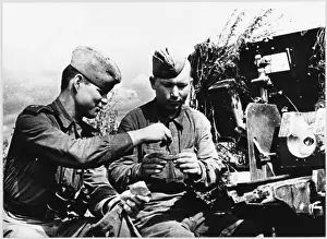World War 2 Events Drucke: Russian Troops Smoking