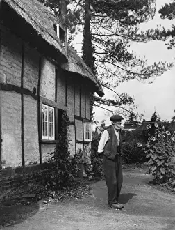 Thatched Cottage Drucke: Rustic Type 1930S