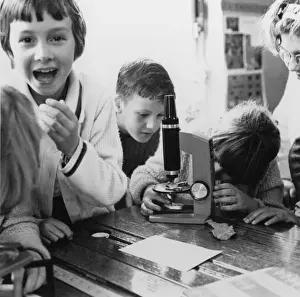 Education In The 1960s UK Drucke: Science Lesson