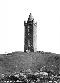 Drucke von Scrabo-Turm - eine vertikale Frontansicht des Turms. (Standort : Nordirland ; Grafschaft Down ; Newtownards ). Datum : um frühes Jahrhundert Newtownards Drucke: Scrabo-Turm