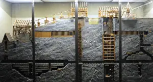 Deutsches Museum Exhibits Drucke: Section of an underground mine. Model of a team in the secon