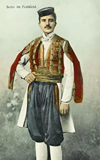 Drucke von Der Serbe ist in Bosnien und Herzegowina im traditionellen Zeremonialkleid Serbien Drucke: Serbe im Bosnien und Herzegowina