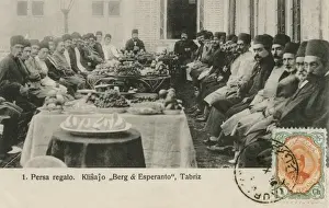 Drucke von Mohammad Ali Schah Qadjar (1872-1925) – König von Persien (hinten rechts) – mit seinen Ministern in Tabrisch/Iran Datum: um 1908 Tabriz Drucke: Der Schah von Persien