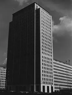 Das Schalenturmgebäude