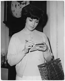 Historical Domestic Scene Drucke: Shopping List