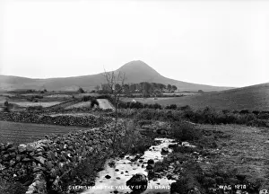 Northern Ireland Scenery Drucke: Slemish and the Valley of the Braid