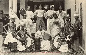 Drucke von Sri-Lanka - Teufels-Tänzer. Datum: um die Jahrzehnte 1910 Kulturelle Feste Und Traditionen Drucke: Sri Lanka - Teufels tanzen
