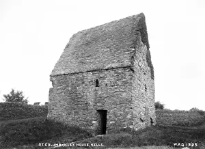 Early 1900s Irish Images Drucke: St. Columbkilles House, Kells