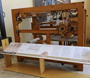 Leonardo Da Vinci Inventions Drucke: Study of Leonardo da Vinci. Mechanical loom. 15th century