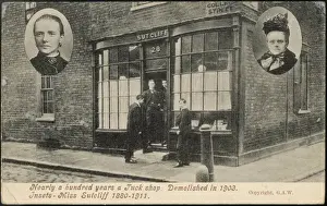 Demolished London Landmarks Drucke: Sutcliffs Tuck Shop